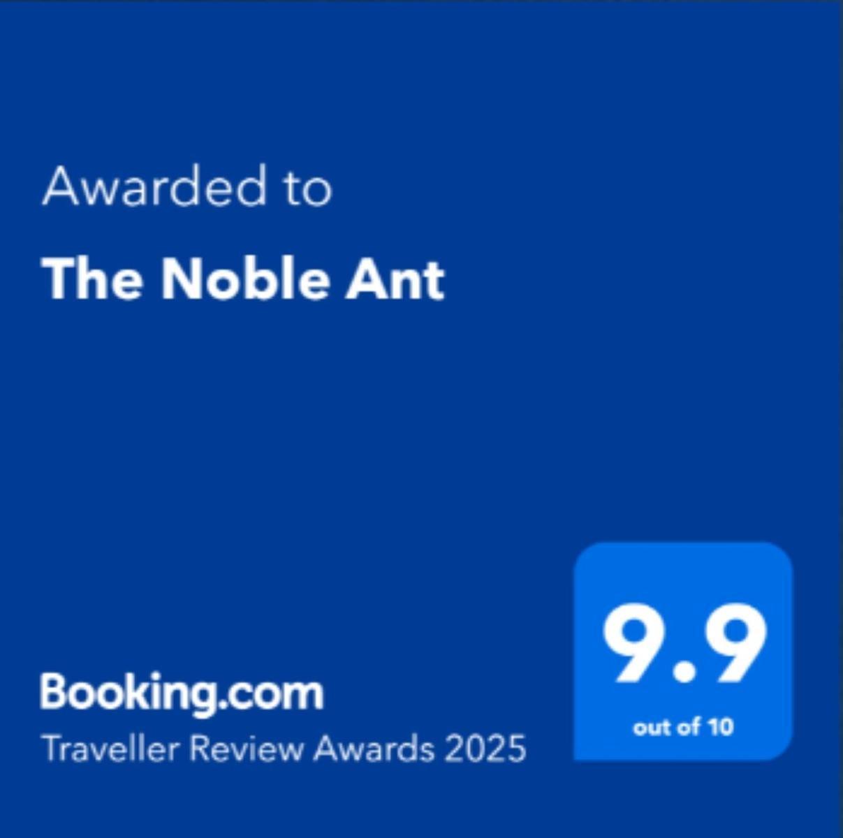 The Noble Ant Hotel George Luaran gambar