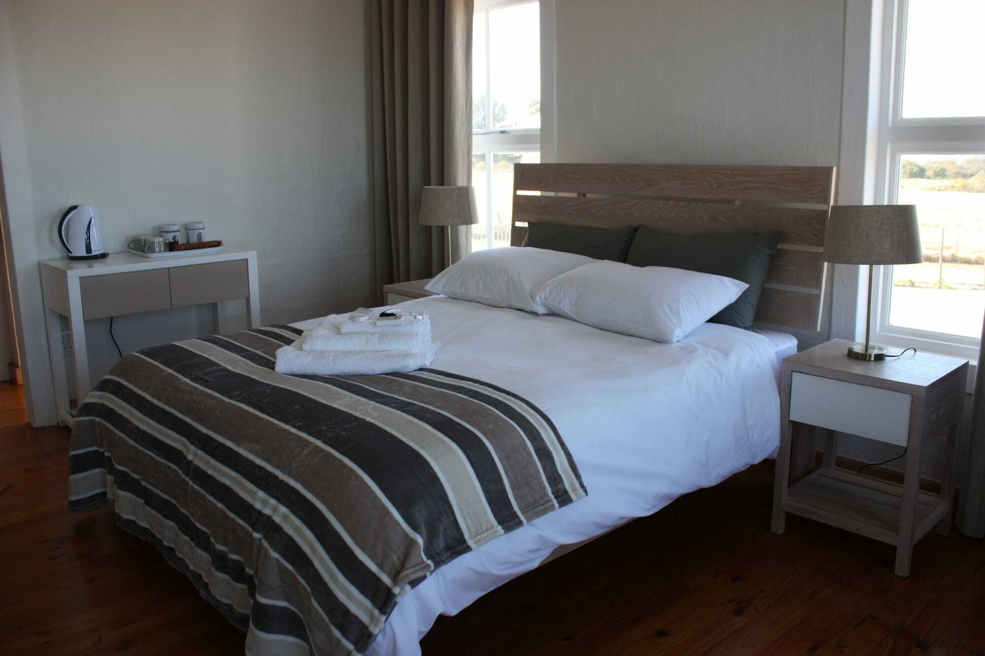 The Noble Ant Hotel George Luaran gambar